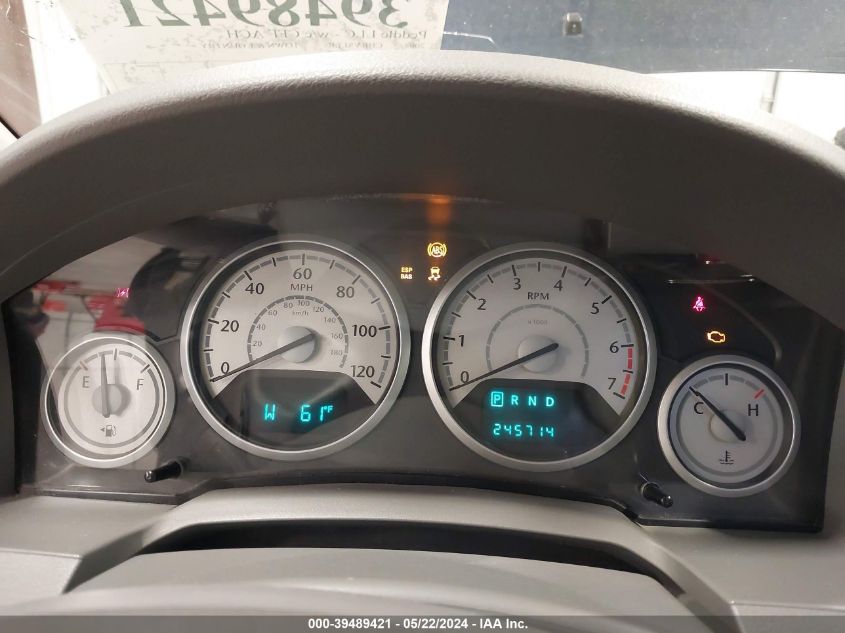 2008 Chrysler Town & Country Touring VIN: 2A8HR54P18R651421 Lot: 39489421