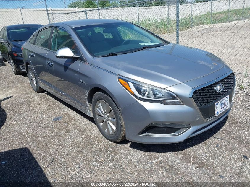 2016 Hyundai Sonata Hybrid/Se VIN: KMHE24L15GA037234 Lot: 39489435