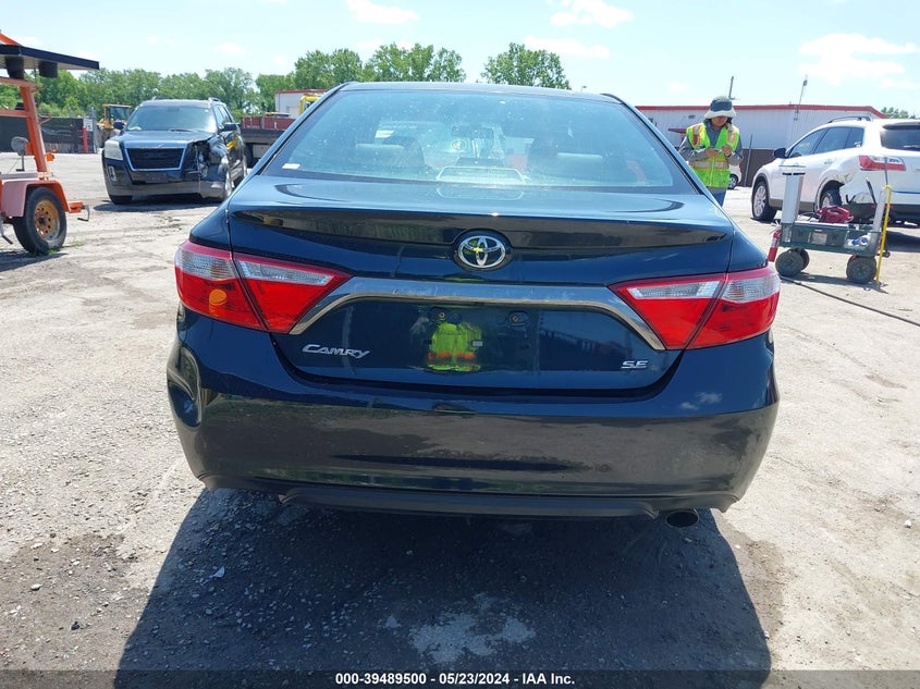 2016 Toyota Camry Se VIN: 4T1BF1FK2GU582297 Lot: 39489500