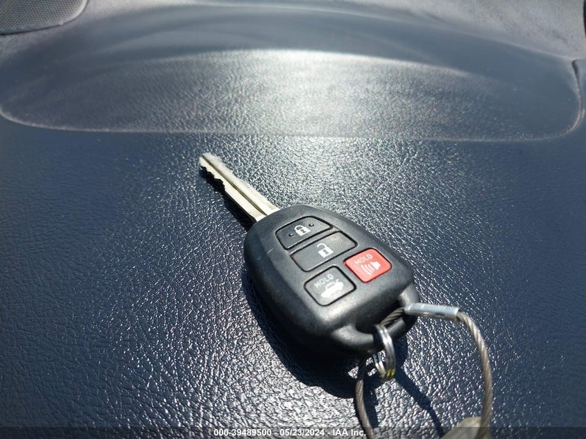 2016 Toyota Camry Se VIN: 4T1BF1FK2GU582297 Lot: 39489500