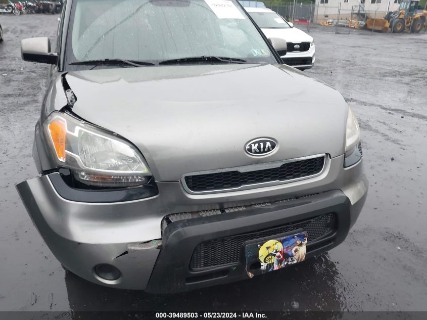 2010 Kia Soul + VIN: KNDJT2A23A7189744 Lot: 39489503