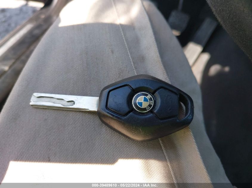 2004 BMW 330I VIN: WBAEV53424KM06159 Lot: 39489610