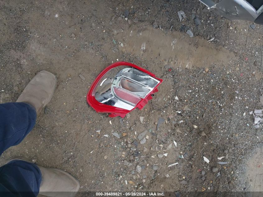 2019 MERCEDES-BENZ GLA 250 4MATIC - WDCTG4GB4KU020779