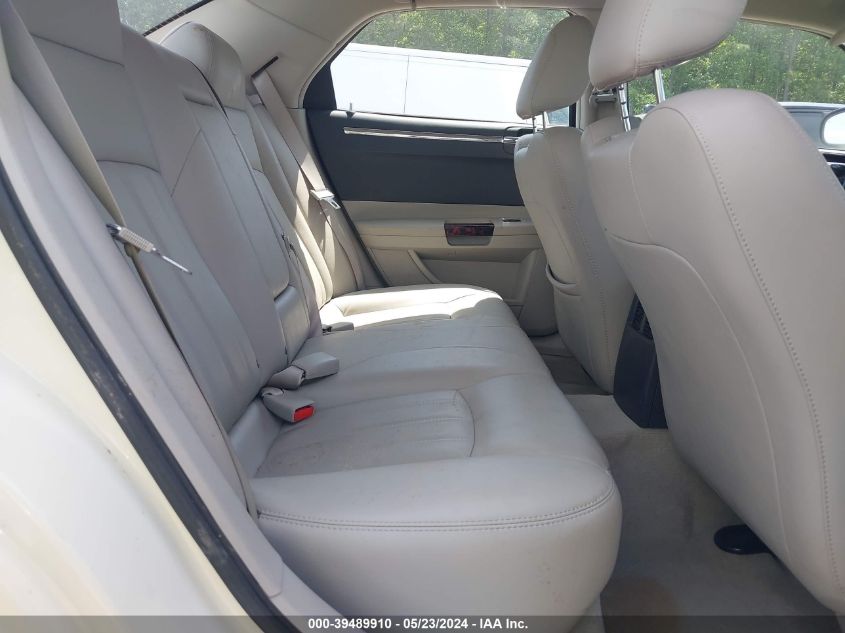 2005 Chrysler 300C VIN: 2C3JA63H45H630018 Lot: 39489910