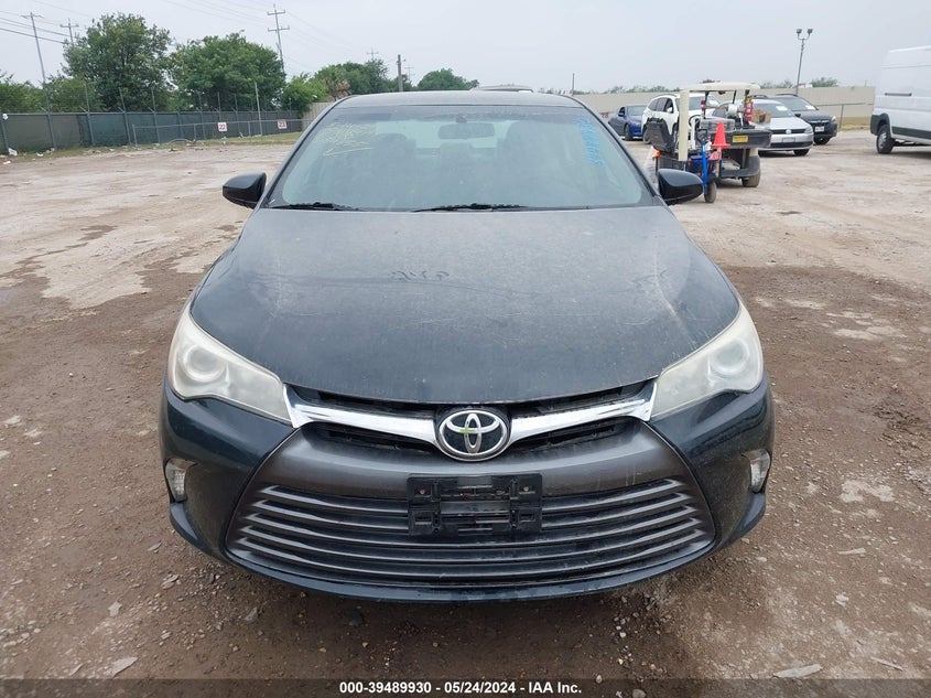 2015 Toyota Camry Le VIN: 4T1BF1FK3FU484555 Lot: 39489930