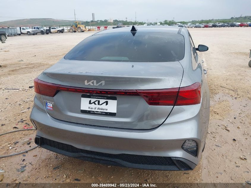 2024 Kia Forte Lxs VIN: 3KPF24ADXRE743685 Lot: 39489942