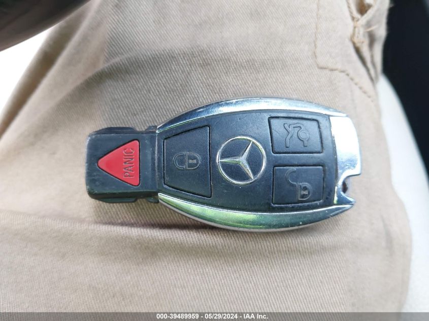 2013 Mercedes-Benz C 300 Luxury 4Matic/Sport 4Matic VIN: WDDGF8AB5DR294398 Lot: 39489959