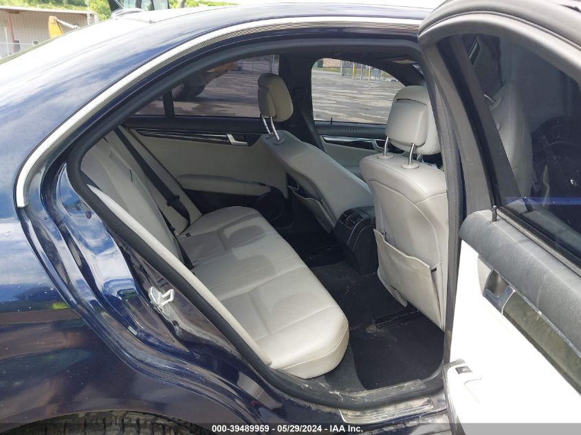 2013 Mercedes-Benz C 300 Luxury 4Matic/Sport 4Matic VIN: WDDGF8AB5DR294398 Lot: 39489959