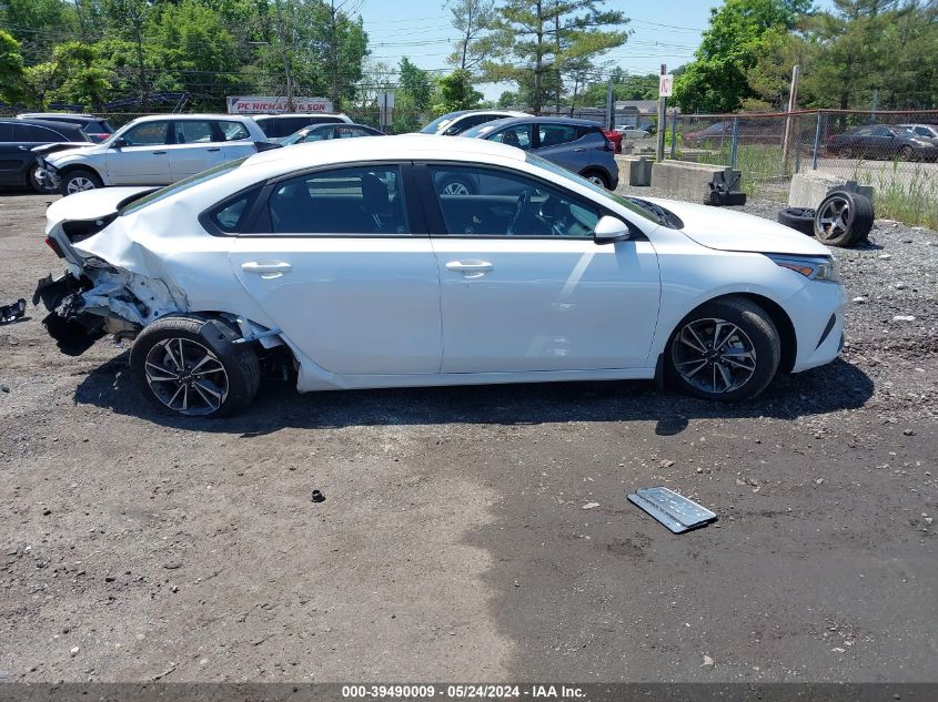 2023 Kia Forte Lxs VIN: 3KPF24AD6PE694806 Lot: 39490009