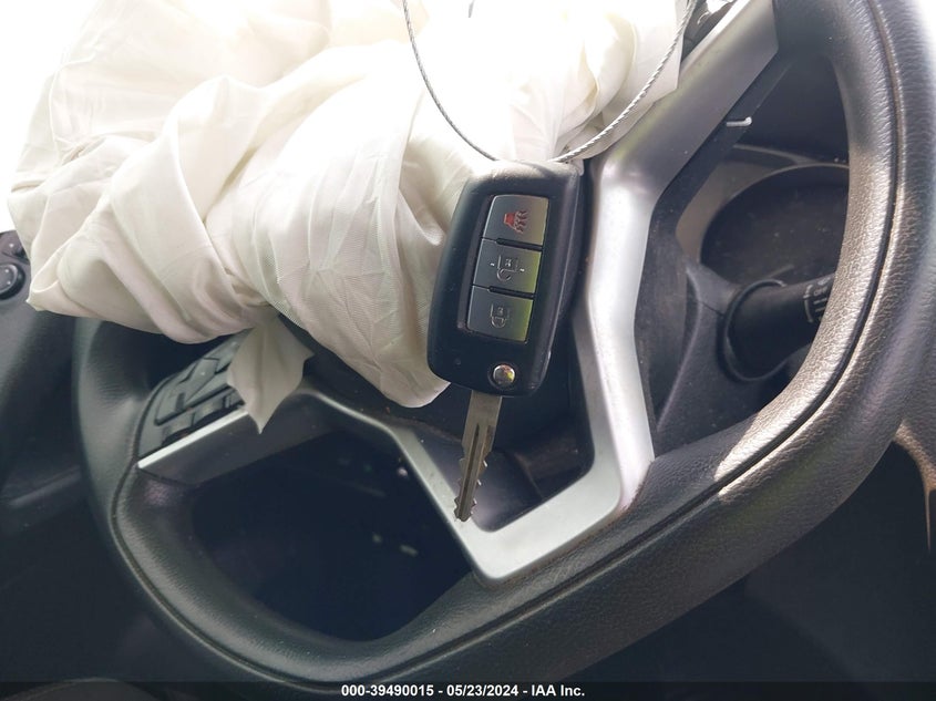 2017 Nissan Rogue S VIN: KNMAT2MT0HP550569 Lot: 39490015