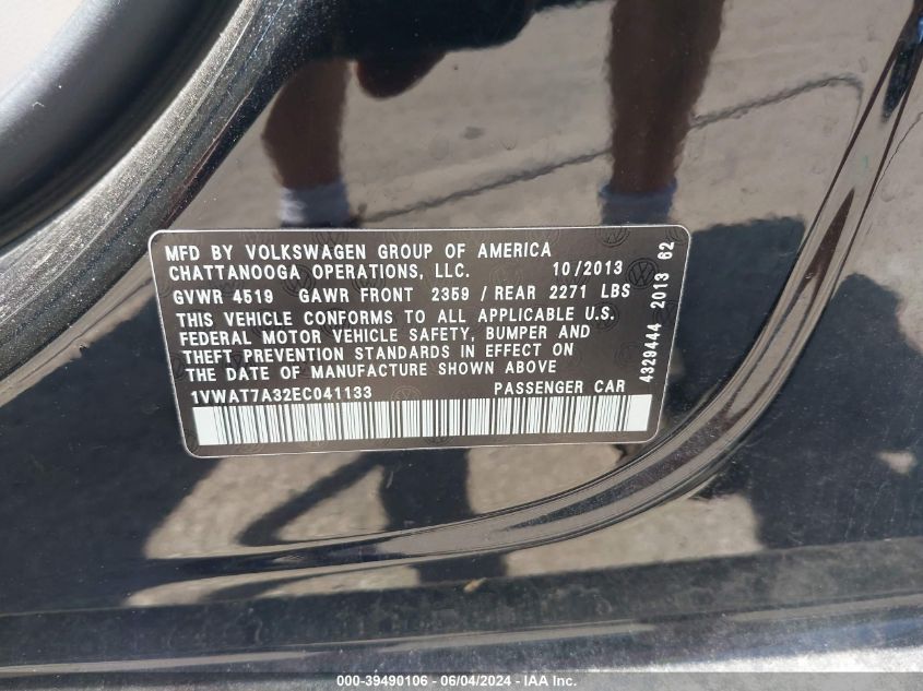 2014 Volkswagen Passat 1.8T Wolfsburg Edition VIN: 1VWAT7A32EC041133 Lot: 39490106