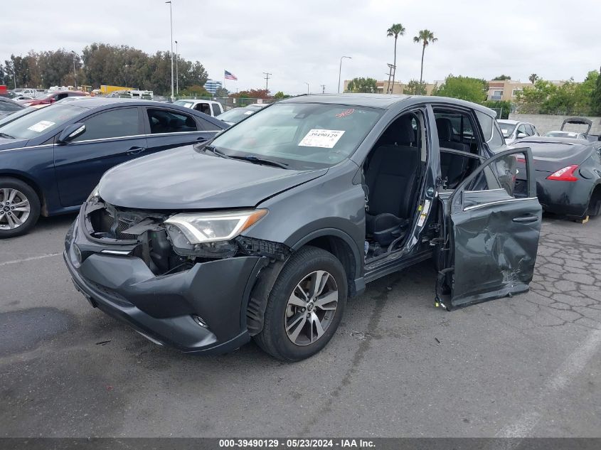 2017 Toyota Rav4 Xle VIN: JTMWFREV5HD108135 Lot: 39490129