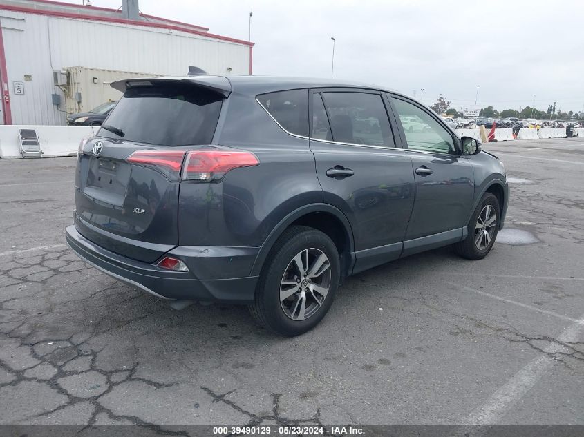 2017 Toyota Rav4 Xle VIN: JTMWFREV5HD108135 Lot: 39490129