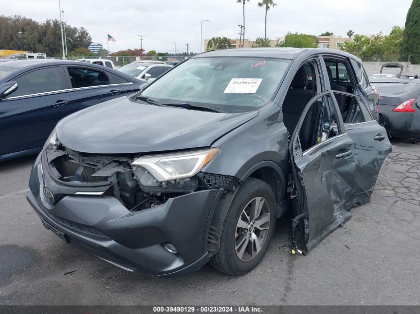 2017 Toyota Rav4 Xle VIN: JTMWFREV5HD108135 Lot: 39490129