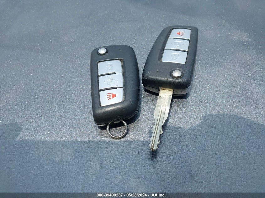 2019 Nissan Rogue S VIN: 5N1AT2MT7KC784895 Lot: 39490237