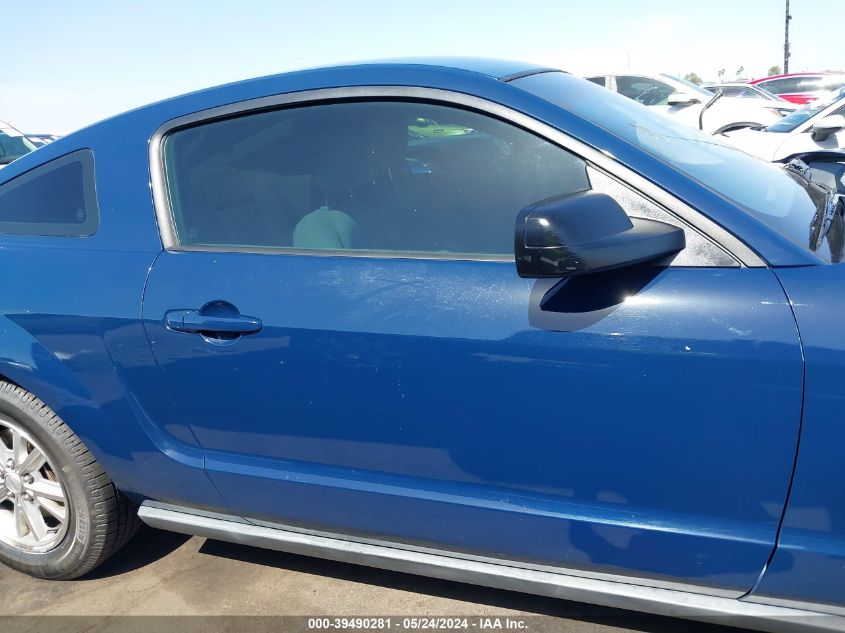 2007 Ford Mustang V6 Deluxe/V6 Premium VIN: 1ZVFT80N575311185 Lot: 39490281