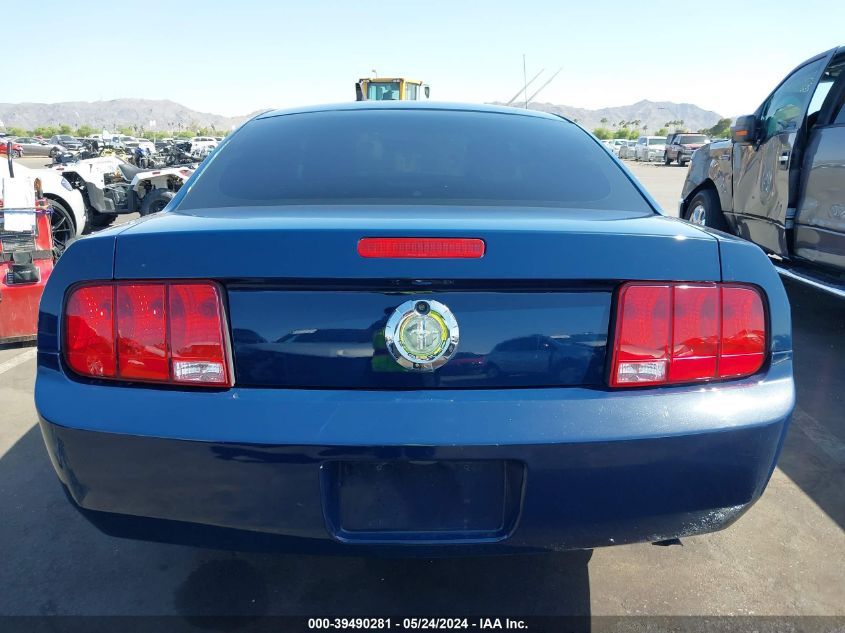 2007 Ford Mustang V6 Deluxe/V6 Premium VIN: 1ZVFT80N575311185 Lot: 39490281