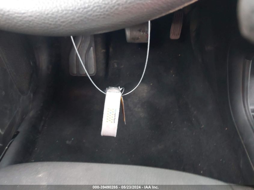 2016 Chrysler 200 Limited VIN: 1C3CCCAB4GN137532 Lot: 39490285