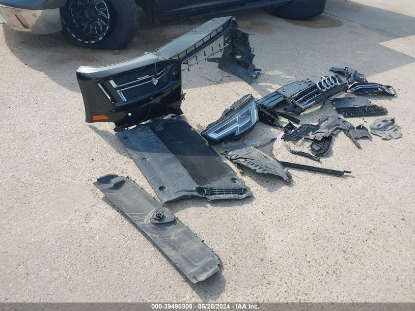 2017 Audi A4 2.0T Premium VIN: WAUENAF41HN025833 Lot: 39490308