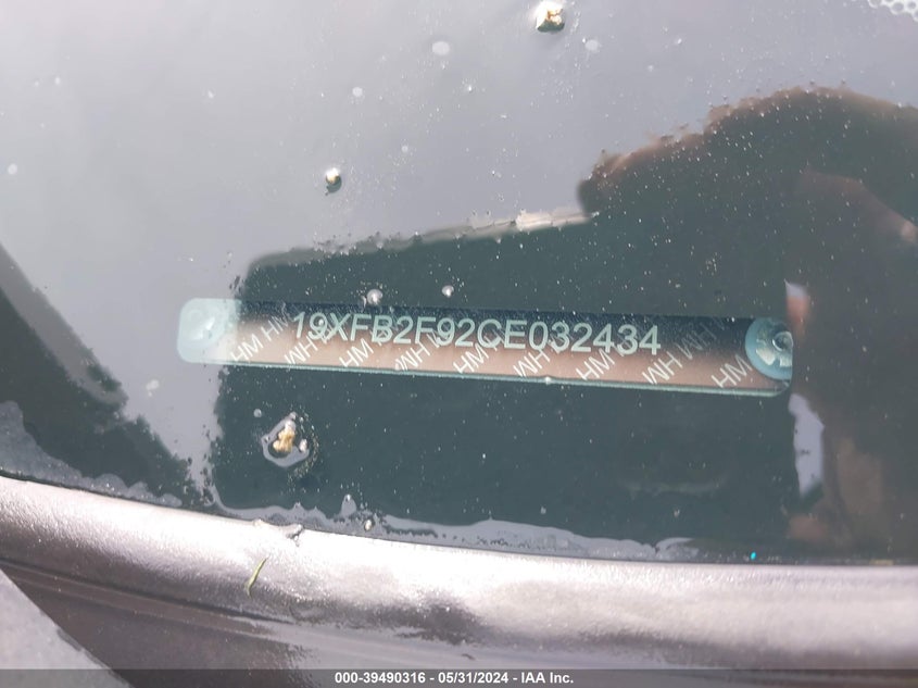 2012 Honda Civic Ex-L VIN: 19XFB2F92CE032434 Lot: 39490316