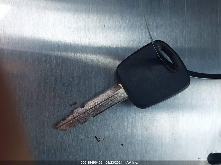 2000 Ford Mustang VIN: 1FAFP4044YF262991 Lot: 39490402