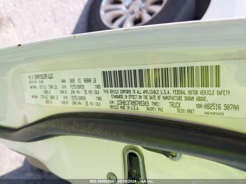 2009 Dodge Ram 1500 Slt/Sport/Trx VIN: 1D3HB13T09S705303 Lot: 39490585