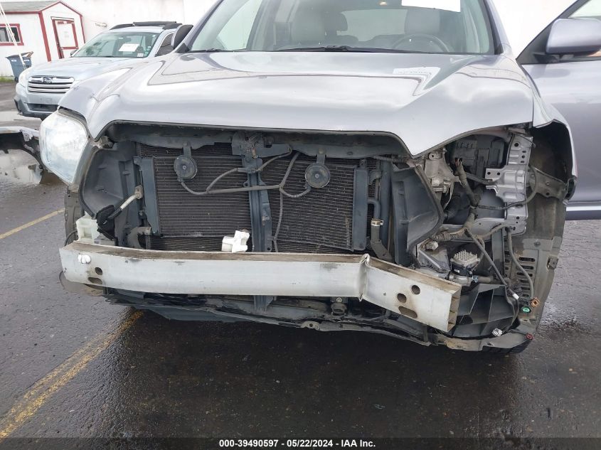 2010 Toyota Highlander Hybrid Limited V6 VIN: JTEJW3EH4A2045639 Lot: 39490597