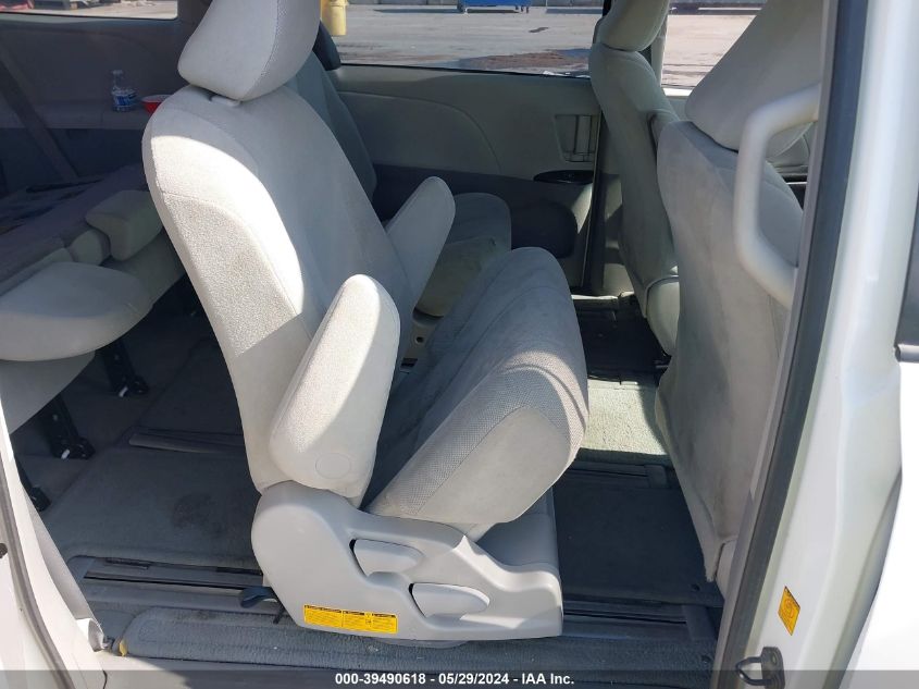 2011 Toyota Sienna Base V6 VIN: 5TDZK3DC4BS121542 Lot: 39490618