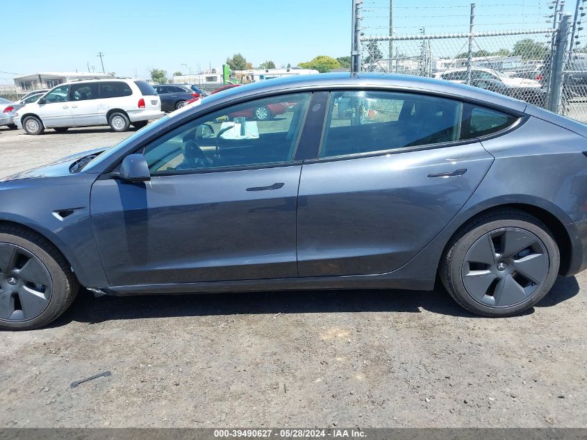 2022 Tesla Model 3 Long Range Dual Motor All-Wheel Drive VIN: 5YJ3E1EB7NF354217 Lot: 39490627