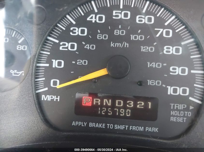 1998 Chevrolet Astro Upfitter Pkg. VIN: 1GBEL19W6WB199504 Lot: 39490664