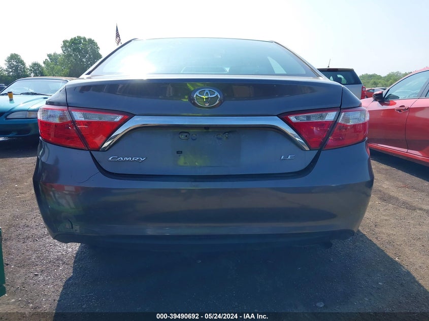2015 Toyota Camry Le VIN: 4T4BF1FK7FR502836 Lot: 39490692