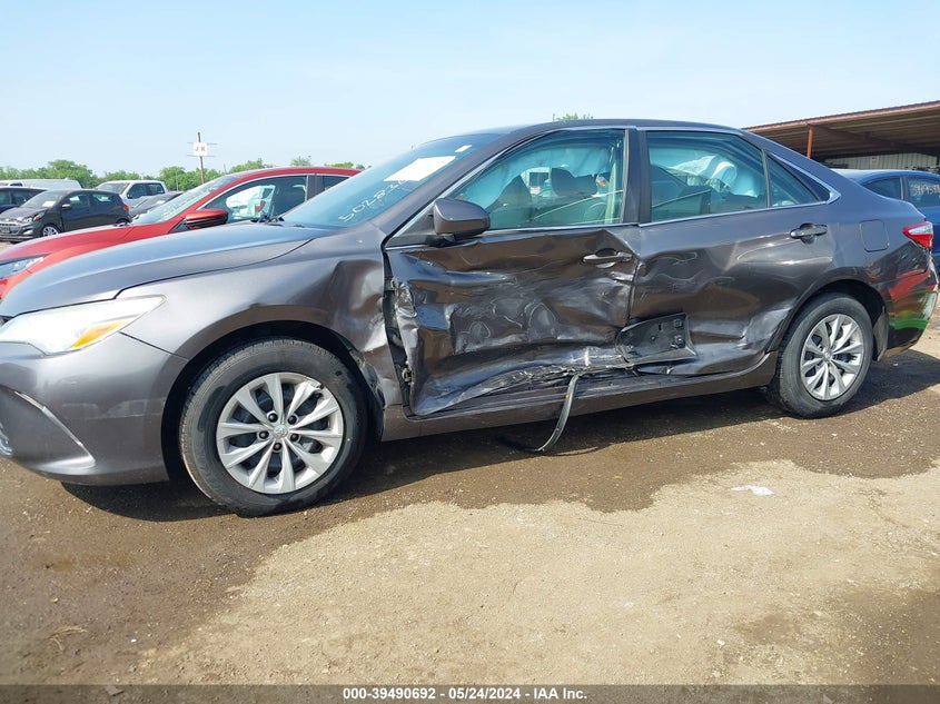 2015 Toyota Camry Le VIN: 4T4BF1FK7FR502836 Lot: 39490692