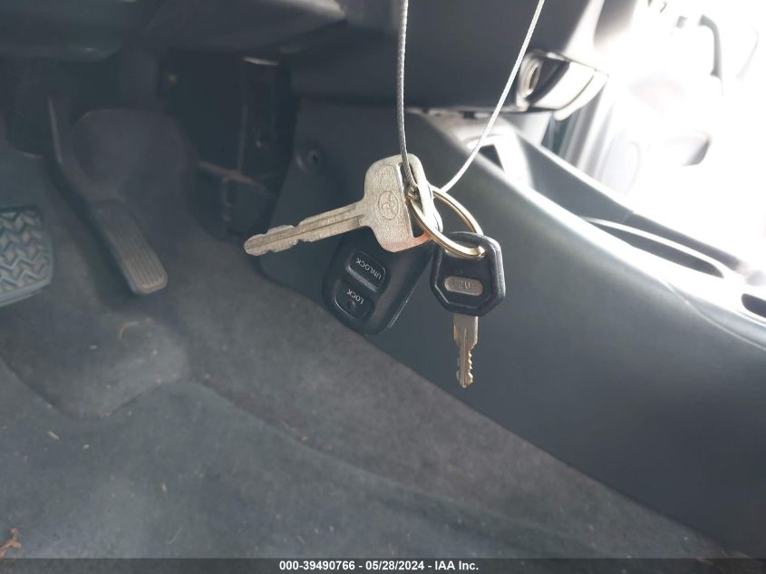 2005 Toyota Tundra Sr5 V8 VIN: 5TBDT441X5S469502 Lot: 39490766