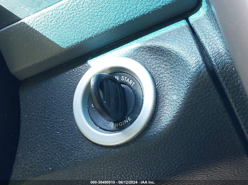 2017 Ram 1500 Slt Quad Cab 4X4 6'4 Box VIN: 1C6RR7GT5HS792109 Lot: 39490810