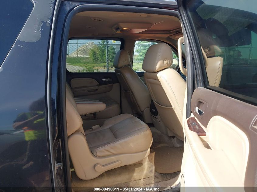 2007 GMC Yukon Xl 1500 Denali VIN: 1GKFK66837J195461 Lot: 39490811