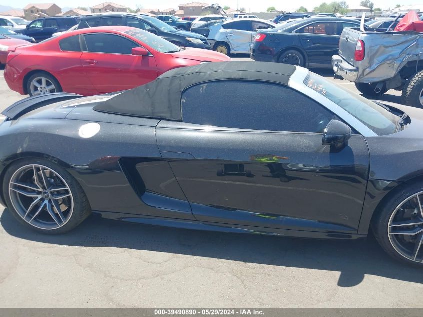 2012 Audi R8 5.2 VIN: WUAVNAFG4CN003012 Lot: 39490890