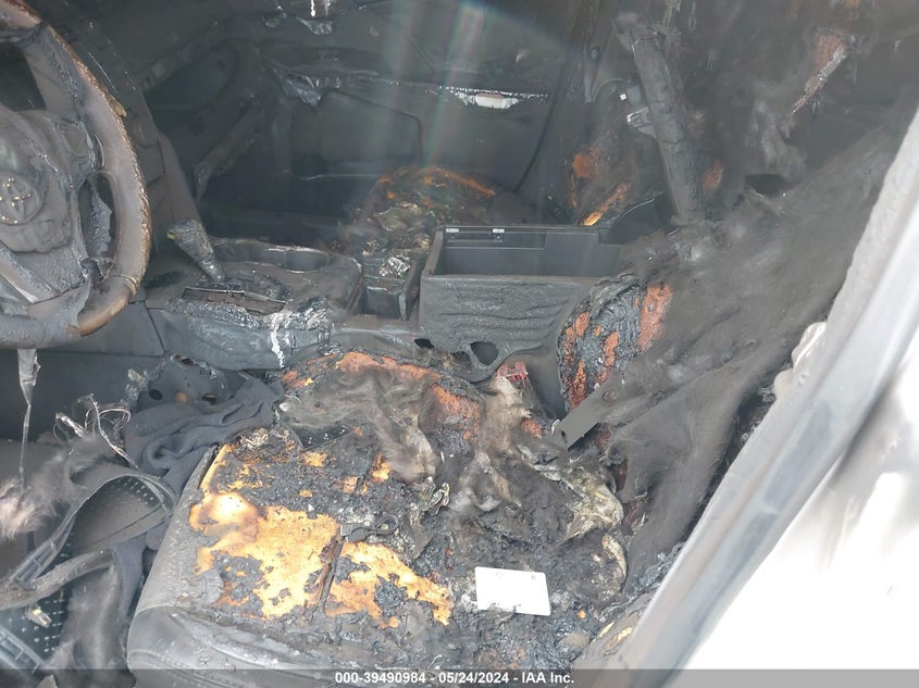 2013 Toyota Camry Se VIN: 4T1BF1FK8DU709694 Lot: 39490984