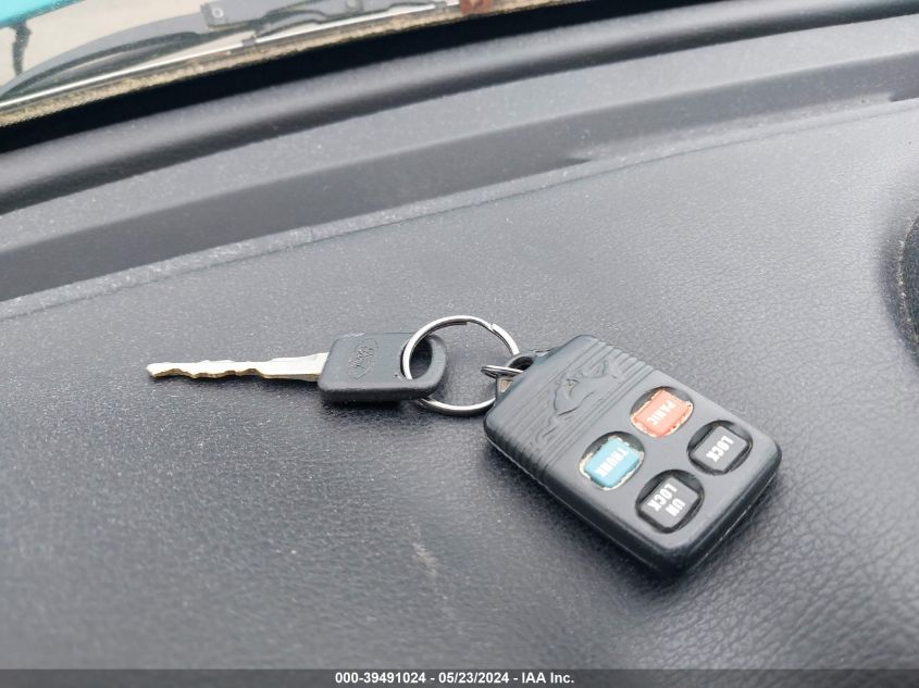 1995 Ford Mustang VIN: 1FALP4041SF270279 Lot: 39491024