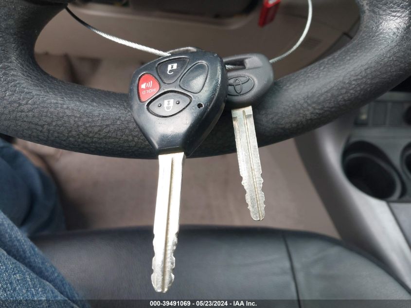 2007 Toyota Rav4 Base V6 VIN: JTMZK33VX75014334 Lot: 39491069