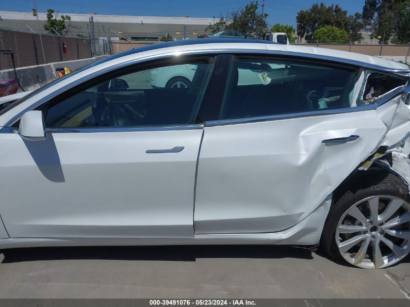 2020 Tesla Model 3 Long Range Dual Motor All-Wheel Drive VIN: 5YJ3E1EB4LF638675 Lot: 39491076