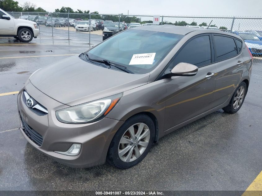 2013 Hyundai Accent Se VIN: KMHCU5AE3DU083118 Lot: 39491087