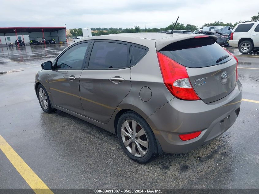 2013 Hyundai Accent Se VIN: KMHCU5AE3DU083118 Lot: 39491087