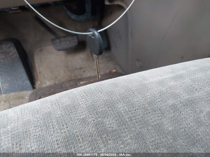 2005 Toyota Sienna Ce VIN: 5TDZA23C55S290861 Lot: 39491175