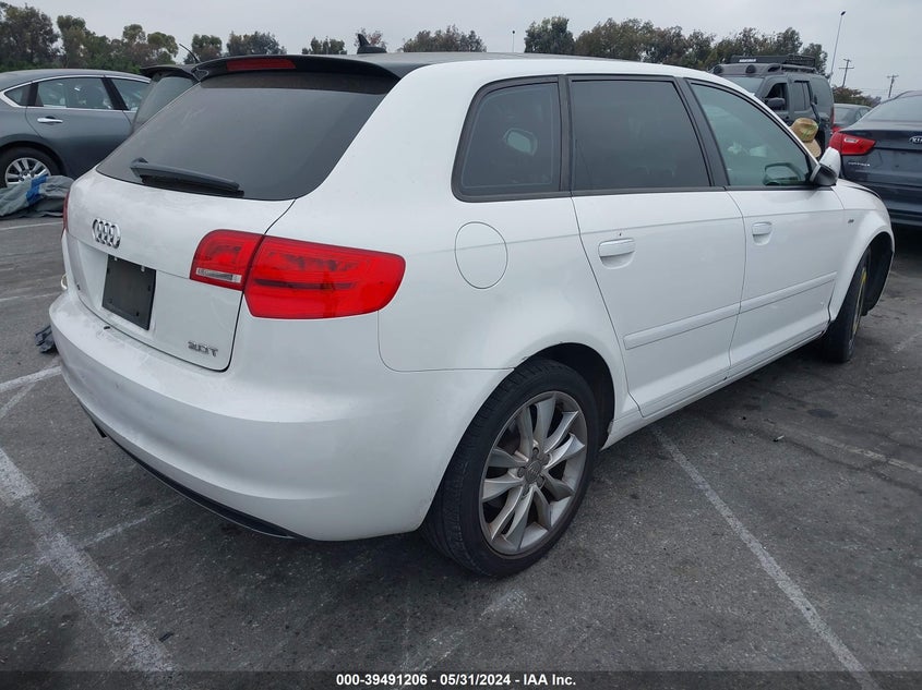2013 Audi A3 2.0T Premium VIN: WAUBEAFM4DA025409 Lot: 39491206