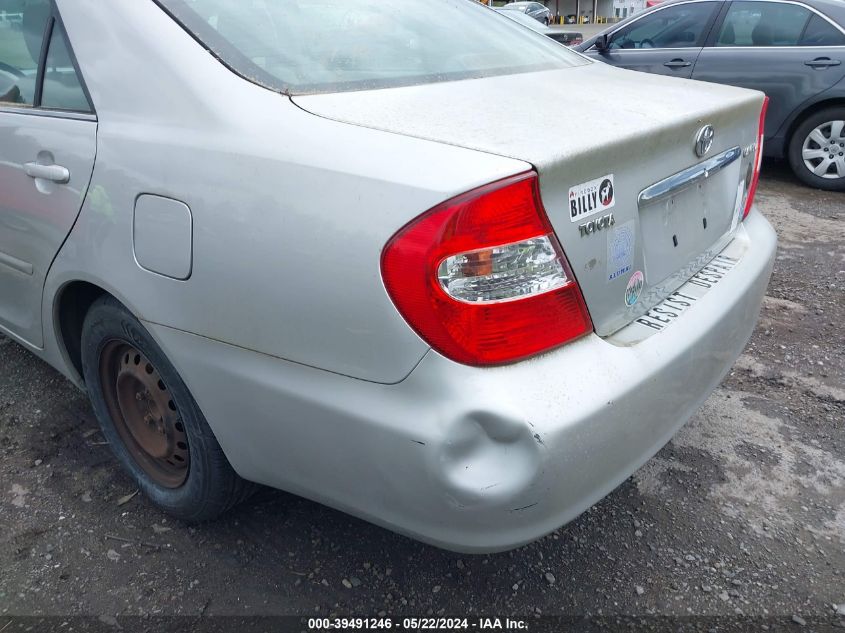 2002 Toyota Camry Le VIN: 4T1BE32K82U599862 Lot: 39491246