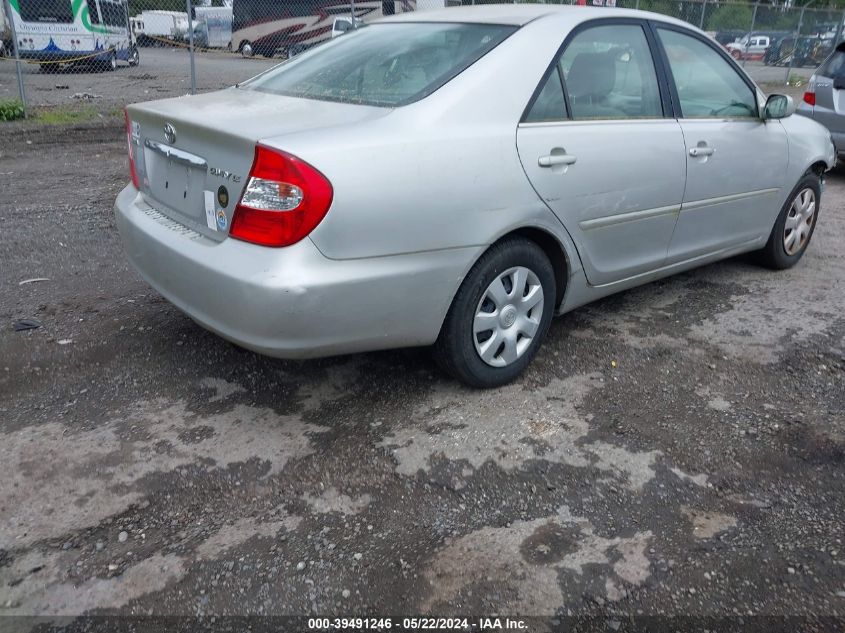 2002 Toyota Camry Le VIN: 4T1BE32K82U599862 Lot: 39491246