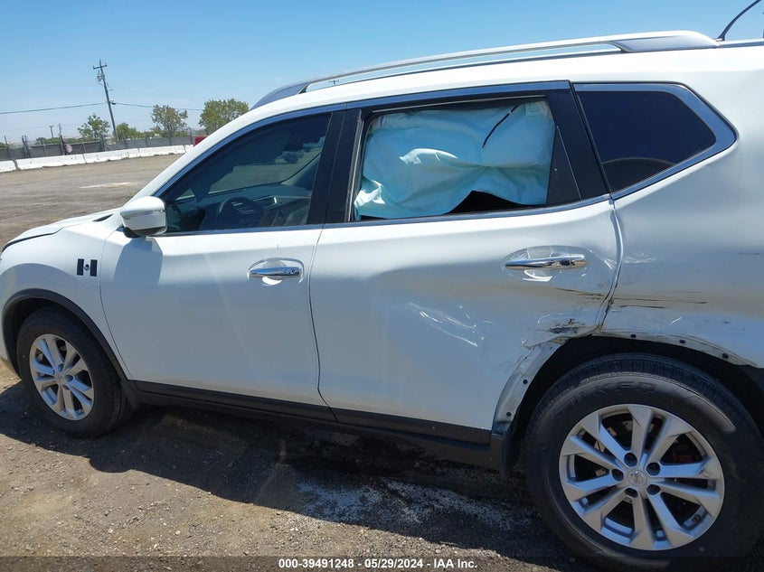 2015 Nissan Rogue Sv VIN: KNMAT2MT7FP573148 Lot: 39491248