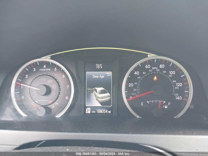 2015 Toyota Camry Se VIN: 4T1BF1FK4FU933371 Lot: 39491303