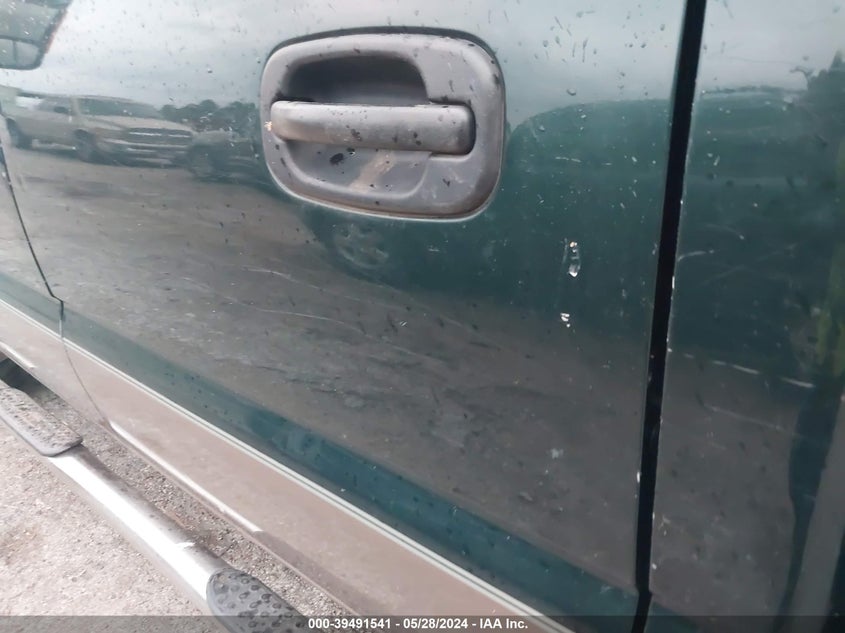 2004 Chevrolet Silverado 2500Hd Lt VIN: 1GCHK23244F244338 Lot: 39491541