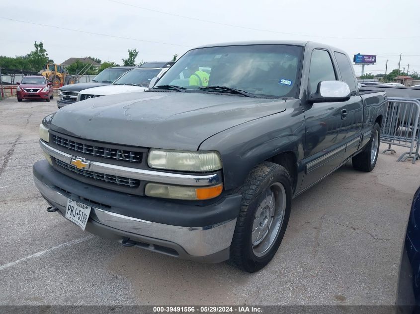 2002 Chevrolet Silverado 1500 Ls VIN: 2GCEC19V821139060 Lot: 39491556